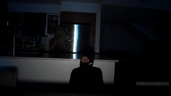 PAWG Milf gets gets pussy pounded by cat burglar