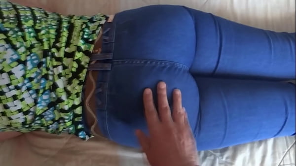 Latina mom shows off her beautiful ass with jean and no jean before getting fucked
