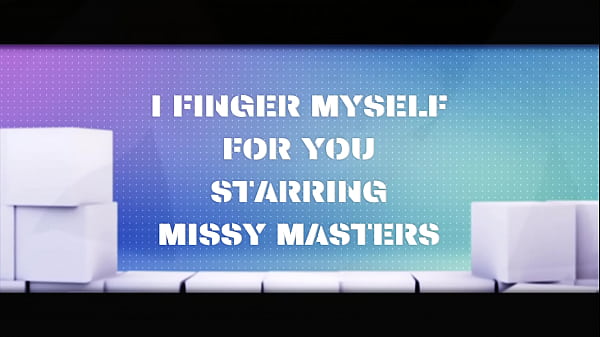 Blonde MILF Missy Masters shows off her honeypot