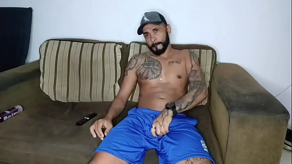 Horny bastard unloaded his dick until it spilled all the milk.