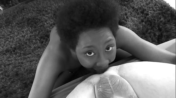 Licking Qutie - Newbie Babe Deep Rimjob & Facial