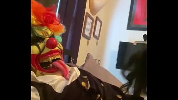 Instagram Model Sucking up Clown In Atlanta Before Heading To A Gucci Mane Show