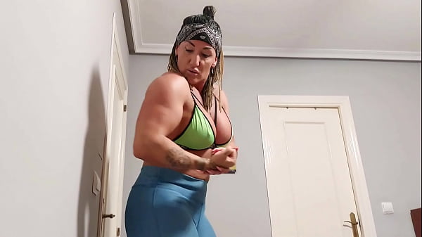 I'm a super strong bitch (Trailer)