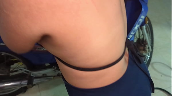 Step sister with huge ass helps me wash my bike in shorts and we end up in a delicious fuck