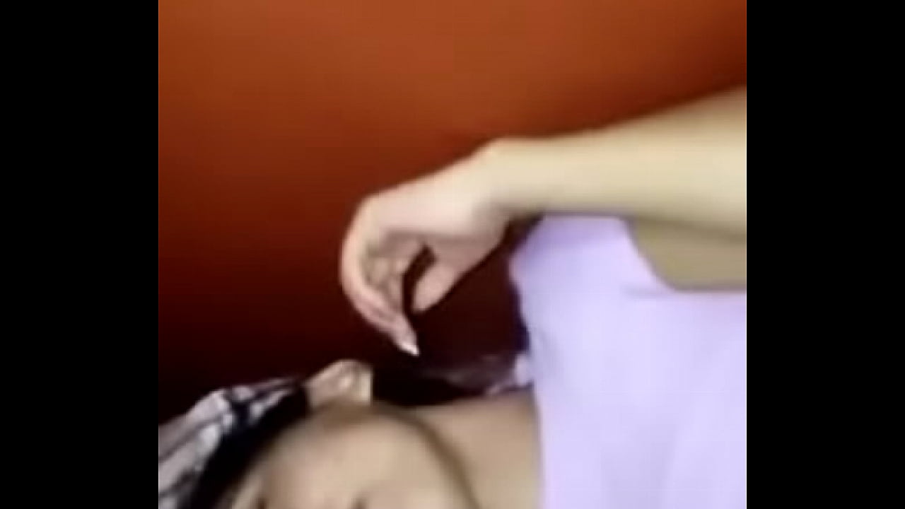 Pequeña latina puta hace un trío con su esposo y su amigo y graban todo en video casero
                    porn sex fucking latina hot blowjob real tattoo amateur homemade wife fuck threesome horny voyeur couple hotwife gostosa mexico espanol muchos negros