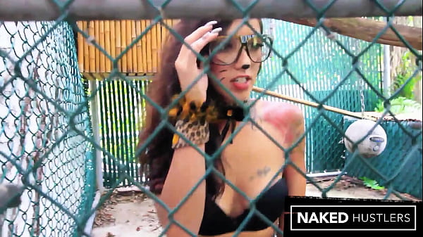 Stefania Mafra catwoman gets fucked by her handlerr