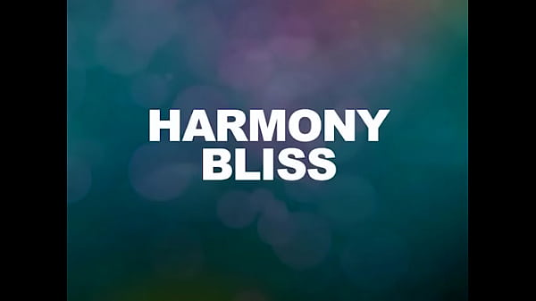 Suruba real com duas gordinha gostosa dando muito o cu e a buceta e apanhado na cara putas gostam disso