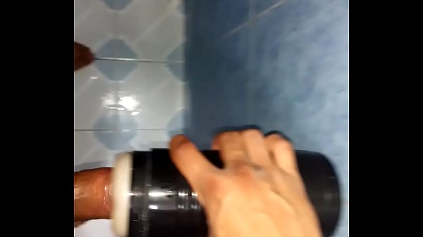 Download Video - Diversi&oacute;n solo usando un juguete