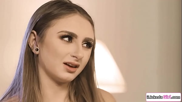 A milf facesitting lesbian stepdaughter