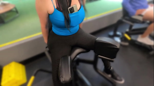 If you take me to the gym I promise to reward you very well Zamira Culona goes to the gym with her stepson