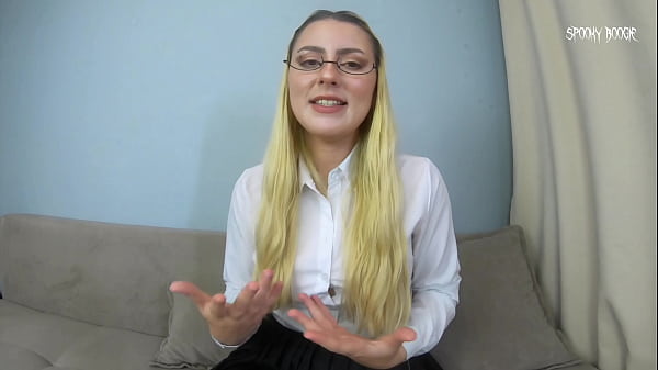 Fembot Spooky Boogie Masturbates Her Pink Pussy With Big Dildo Until Creampie