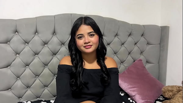 Download Video - Madrastra no logra contenerse y acepta que sea yo quien cumpla sus fantas&iacute;as