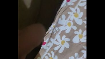 小さなペニスにニキビがある