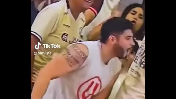 Who didn't fall in love with this fan in the Alianza VS Universitario match?