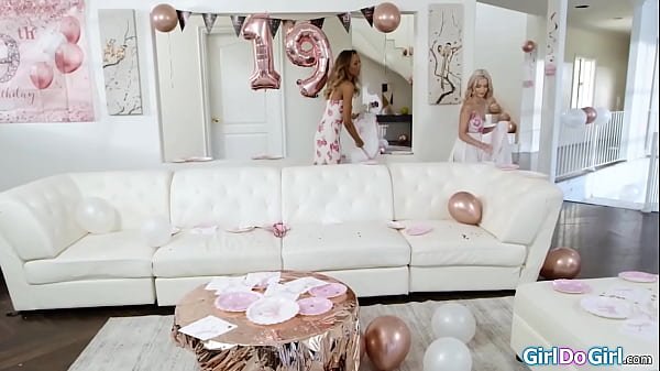 Download Video - Strappy birthday to my sweet super hot 19yo teen stepniece