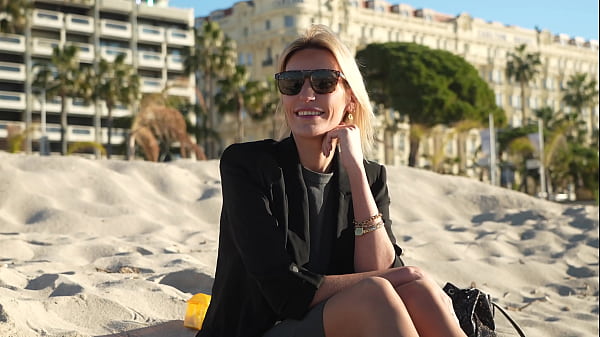 Milf with Big Phat Ass Gets Fucked