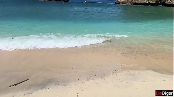 Hottie sucks my dick on a public beach and walks along the shore with cum on her face - Cumwalk