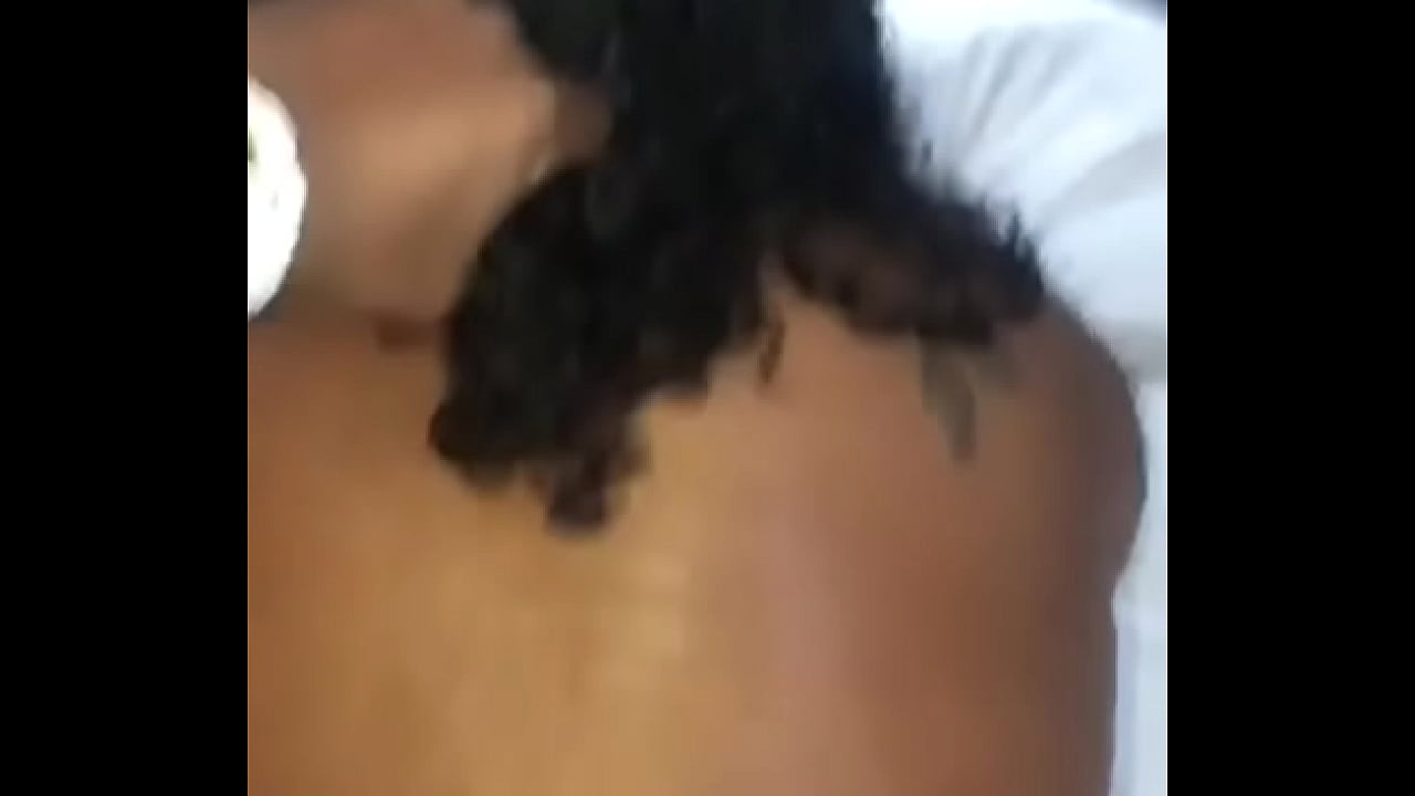 Comer rábano picante delicioso
                    sexy tranny shemale trans muchos negros