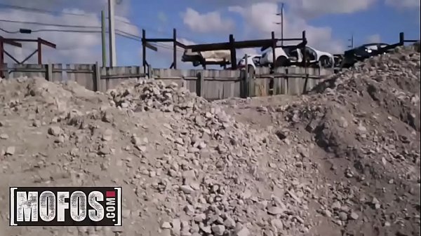 Download Video - Publick Pickups - &lpar;Kenzie Reeves&rpar; - Constructive Slutty Behavior - MOFOS