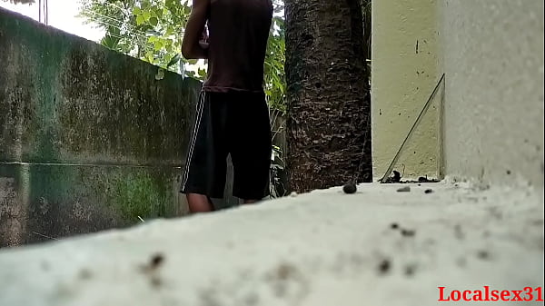 Download Video - Village Living Lonly Bhabi Sex In Outdoor &lpar; Official Video By Localsex31&rpar;