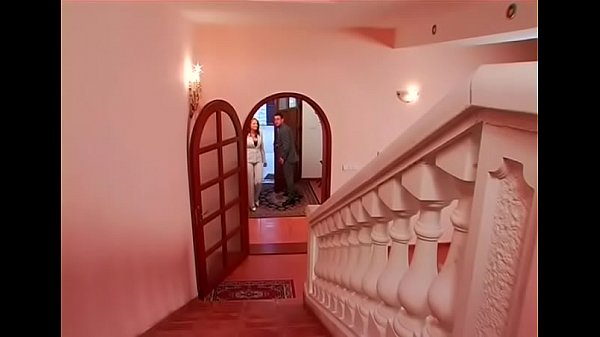 Stunner gives a steamy oral stimulation