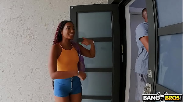 Tropical Sexy Dream Girl