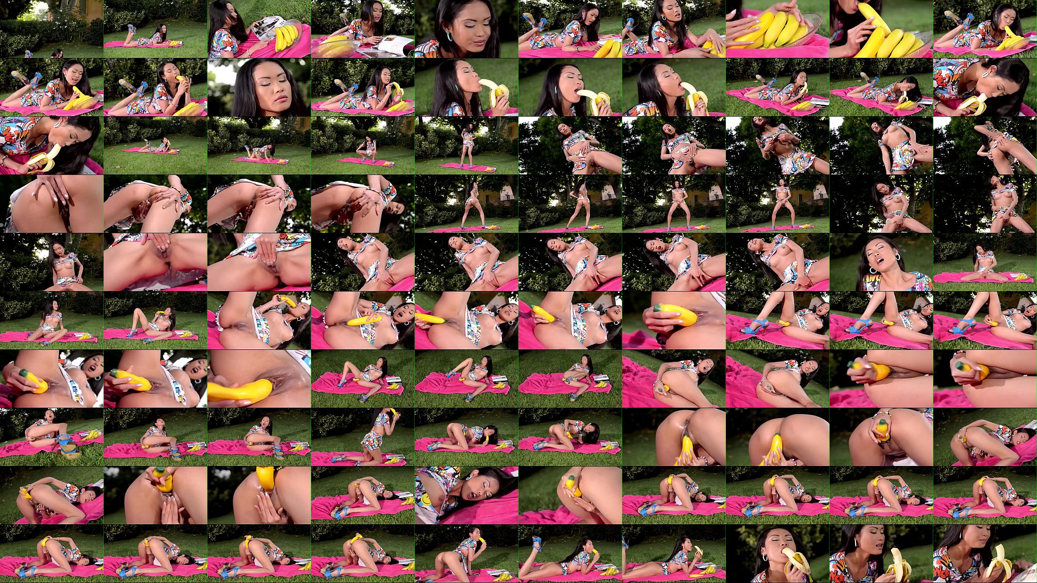 Japanese Girl Having Sex With Banana 预览图