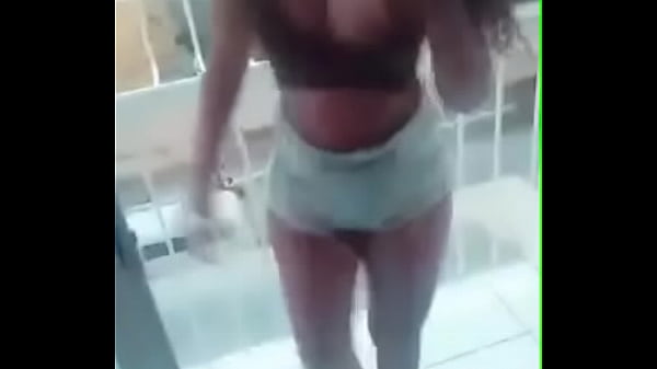 someone please tell me her name?