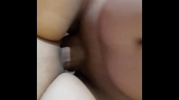 QUE RICA POLLA TIENE MI PADRASTRO SIEMPRE QUE NOS QUEDAMOS SOLOS EN CASA FOLLAMOS RICO