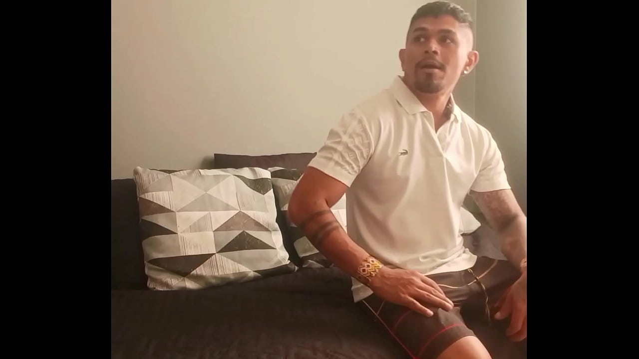 AYUDANDO A MI NUEVO VECINO (completar en ROJO)
                    amateur deep throat brazil gay bear cumload guy guy latino man muchos negros