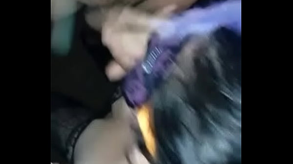 Download Video - Temucana puta en mamada doble
