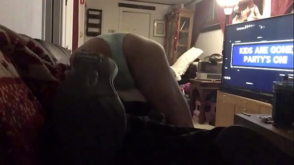 thumb blanket humping
