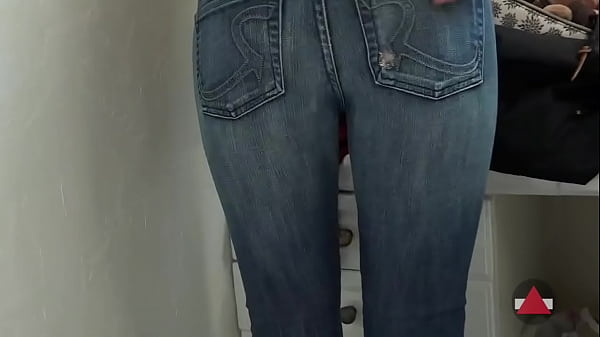 Sexy AF Jeans to Skirt Change