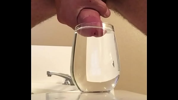 Download Video - Man cumming into a glass of water&period;  Imagine if it was your mouth&period;