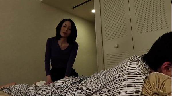 Improper Cock-Stroking for Delivery Massage MILF vol.16 - Part.4 : See More→https://bit.ly/Raptor-Xvideos