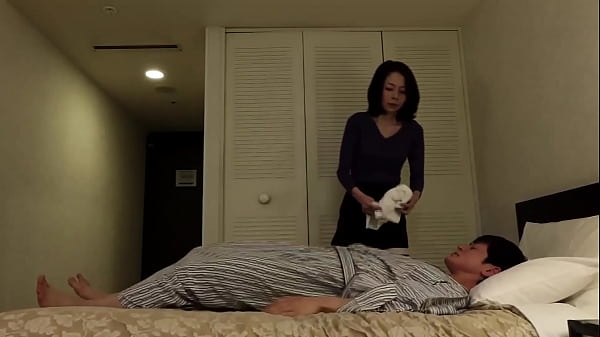 Improper Cock-Stroking for Delivery Massage MILF vol.16 - Part.4 : See More→https://bit.ly/Raptor-Xvideos