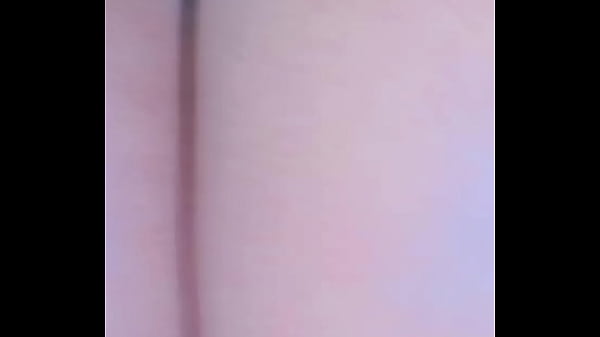 Safadinha estreando no seu primeiro porn&ocirc;, foi delicioso com direito a DP SEM CAMISINHA