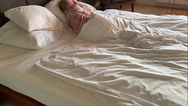 Milf Julia De Lucia With Persian Boy