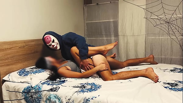 Halloween Treat: Daddy's Thick Creampie in Tight Missionary - Real Amateur Sex