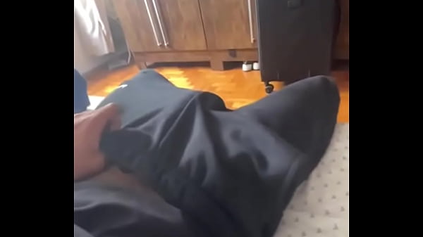 Famous 3 legs