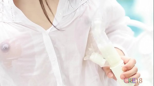 Download Video - Japanese babe Yui seductively licking and teasing herself with vibe