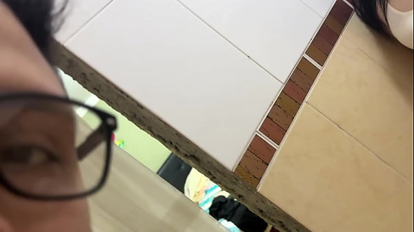 My stepcousin's slutty bitch gives me good service in the shower when our parents are not at home