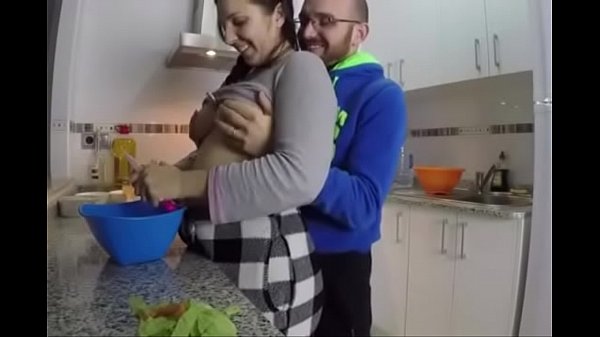 Download Video - En la Cocina con jesus sanchezx pamelasanchez&period;eu