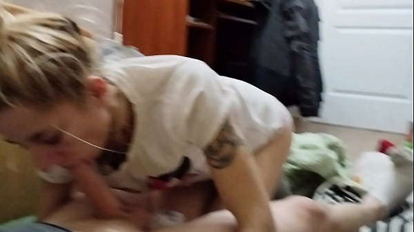 A coworker gives me a blowjob amateur