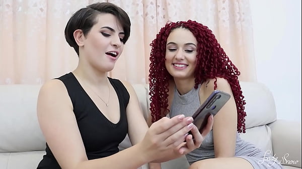 FUCKED MY FRIEND AND STILL FILMED FOR HER BOYFRIEND CRUNK AND JEALOUS TO SEE. PS. THE IMBECIL WAS PUTAÇO - LADY SNOW BRASIL / LUARA AMARAL (complete in RED)