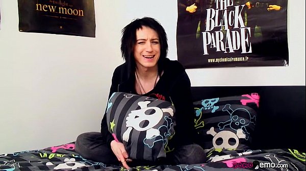 Download Video - Mylo Fox Jerks Off