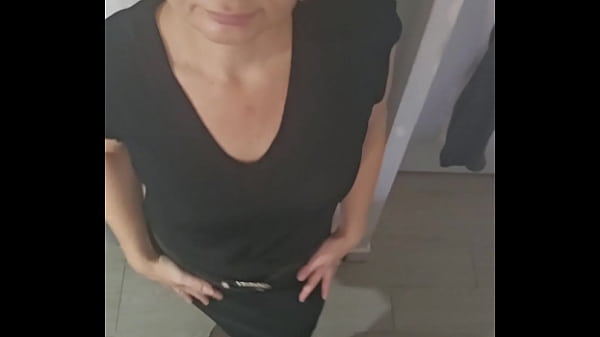 Je te d&eacute;voile ma tenue du jour avant de partir au taf
