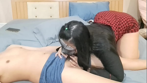 Gorgeous Thai Blowjob With Her Boyfriend