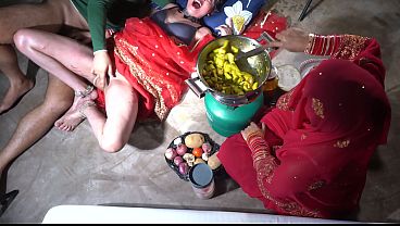 Download Video - XXX Indian step desi MOM Chudai kitchen dirty talk in hindi chudai XXX