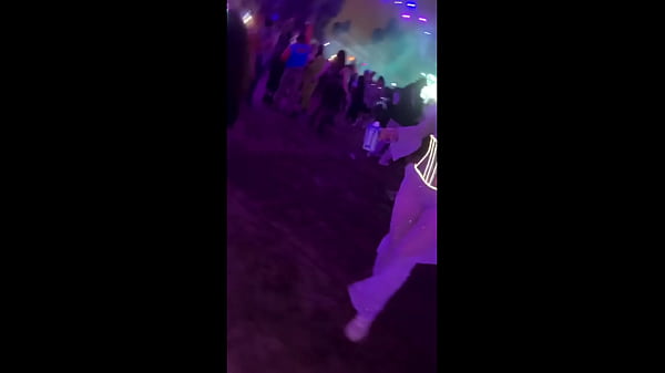 Jewelz Blu Mingling with Fans (BOOTY PMV)